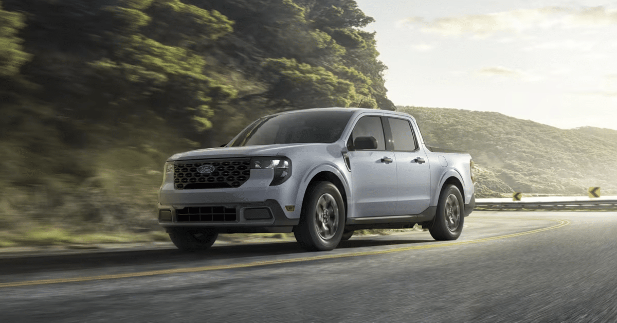 2025 ford maverick driving